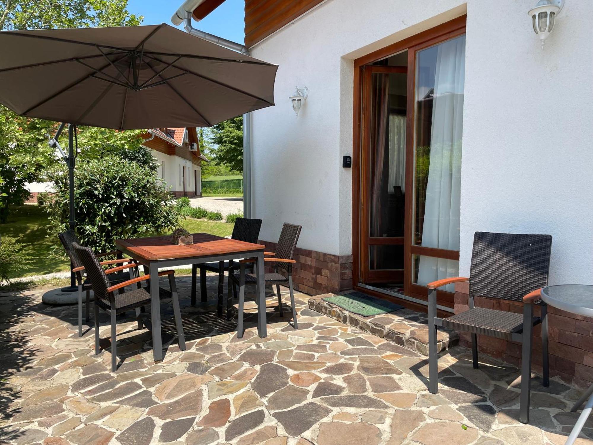 Appartement Kastelo Teraso Zalacsany Bagian luar foto